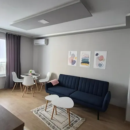 Апартамент Two Bedroom - Niki