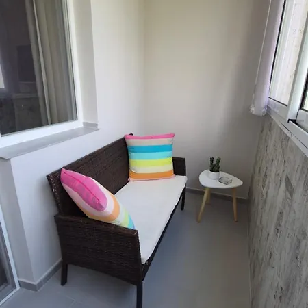 Апартамент Two Bedroom - Niki *